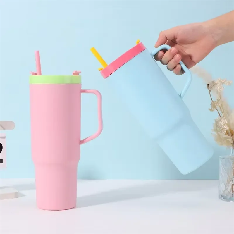 40oz Large Capacity Plastic Water Cup with Handle and Straw Portable Car Tumbler for Cold Drinks Travel Summer Daily Use