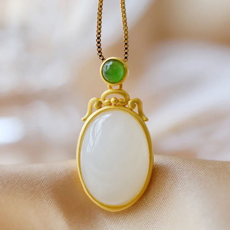 Creative Design Natural Hetian Chalcedony Oval Pendant Ladies Necklace Retro Court Style Charm Light Luxury Jewelry