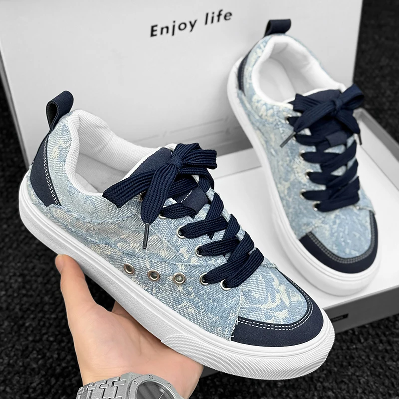 

Fashion and Comfortable Flat Canvas Footwear 2026 Autumn New Mens Casual Shoes Retro Lightweight Breathable Anti Slip Sneakers 7