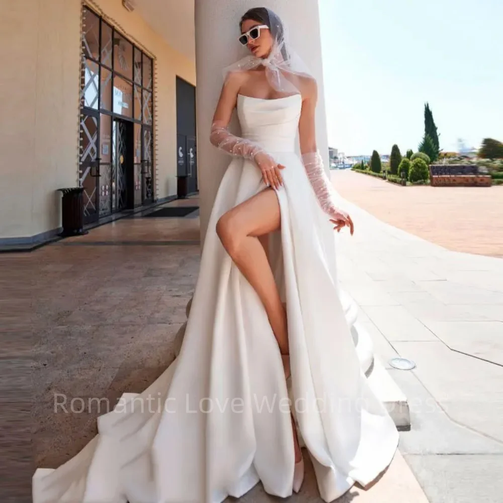 

Simple White Wedding Dresses Sexy Scoop Neck Sleeveless Backless Satin Bridal Gown Court Train Custom Made Vestido De Novia