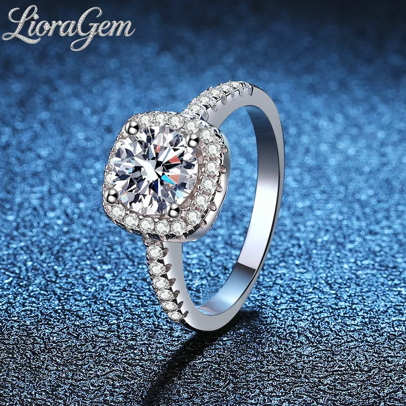 LioraGem Luxury Ring with 1-Carat Moissanite, Classic Square-Shank Diamond-studded Rings Platinum PT950 Stamp