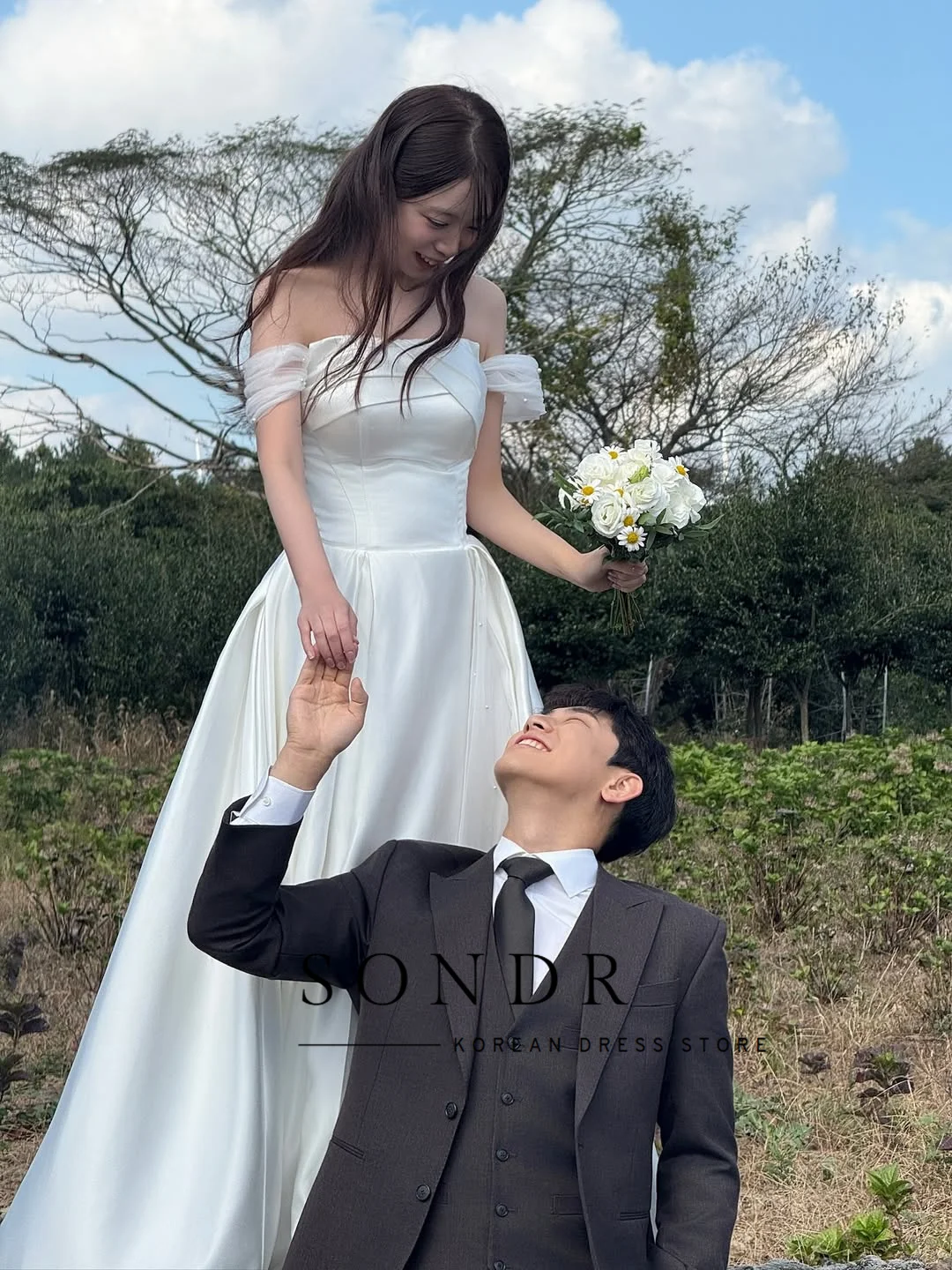 Suknie ślubne koreańskie z odkrytymi ramionami, jedwabna satyna, gorset z tyłu, suknie na przyjęcie weselne, sesja zdjęciowa, suknie balowe szyte na miarę.