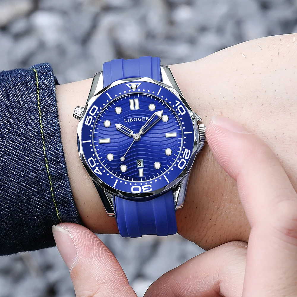 Nuevo reloj de cuarzo de acero de alta calidad para hombre, bonito y lujoso, a la moda, hip-hop