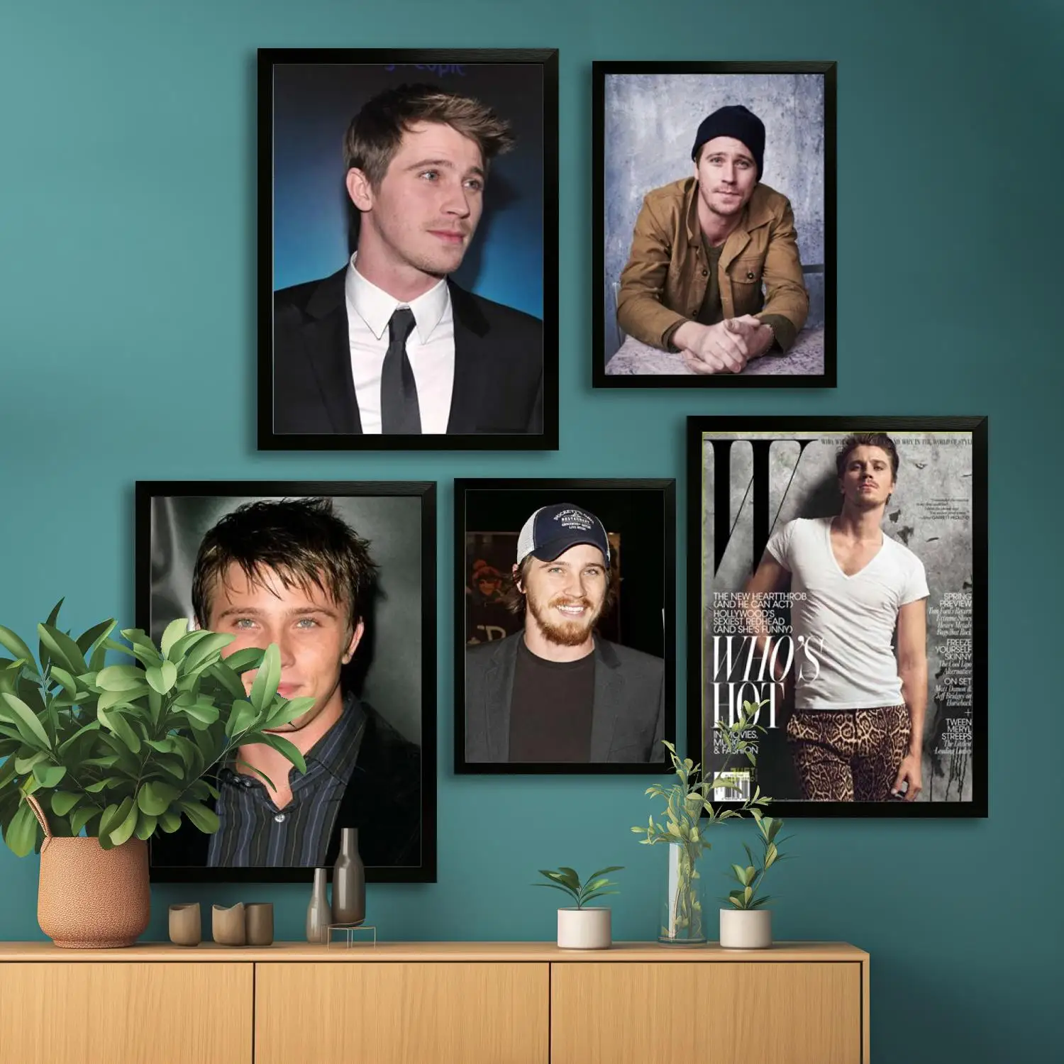 Garrett Hedlund Canvas Art Poster and Wall Art Picture Print, Modern Family Bedroom Decor Posters,Decorative painting