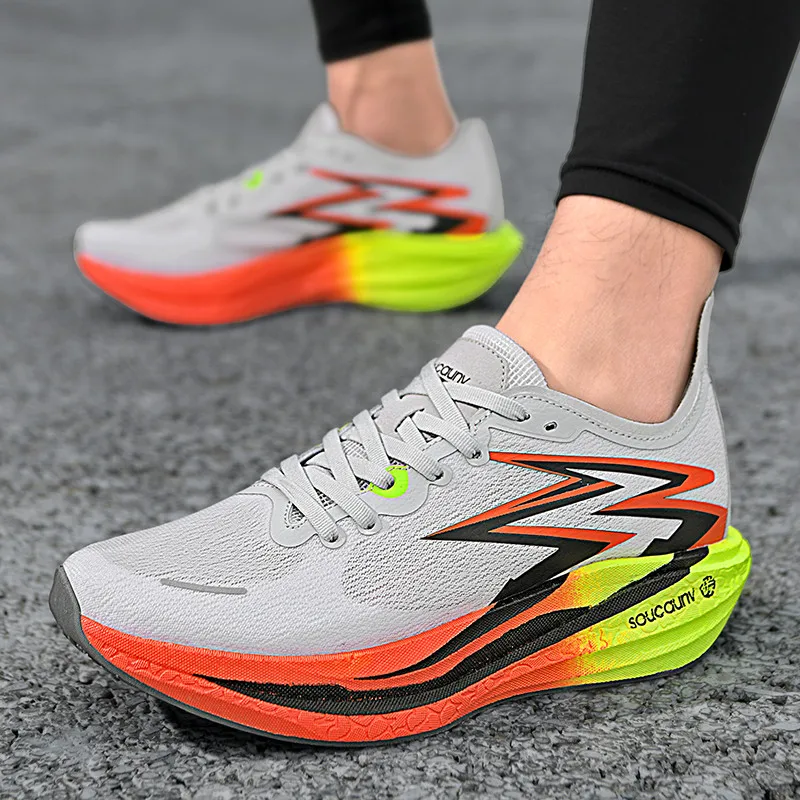 Casual sports shoes suitable for all seasons, breathable upper, lightweight and stretchy sole, vibrant colors, suitable for m