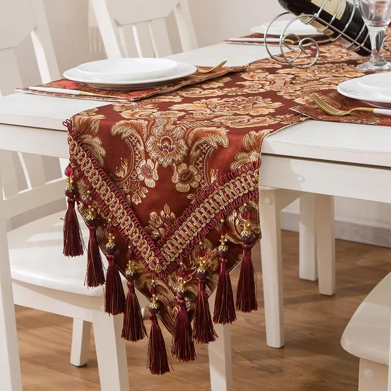 

European Style Luxury Table Runner Chenille Light High-grade Jacquard Tassel Tea Runner Silicone Non-slip Bottom Table Runner