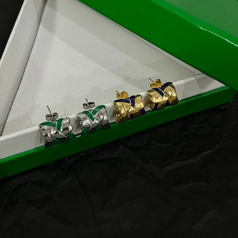 

New Fashion Designer Brand Gold Silver Stripe Stud Earrings Women High Quality Luxury Party Runway Trend Jewelry Accessories