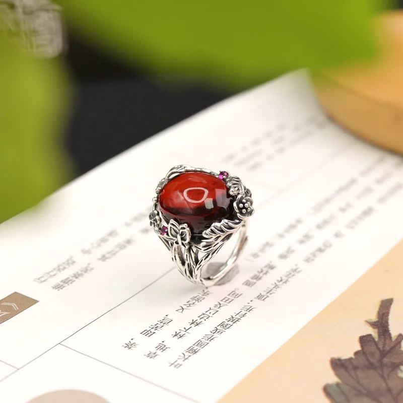 

S925 Silver Artistic Cabochon Ring Wind Blood Flower Amber
