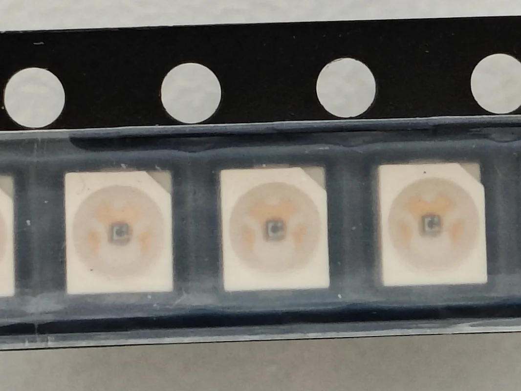 SFH 320,Sensors, Transducers Optical Sensors Phototransistors 980nm 2-LCC (J-Lead) (Electronic Components)