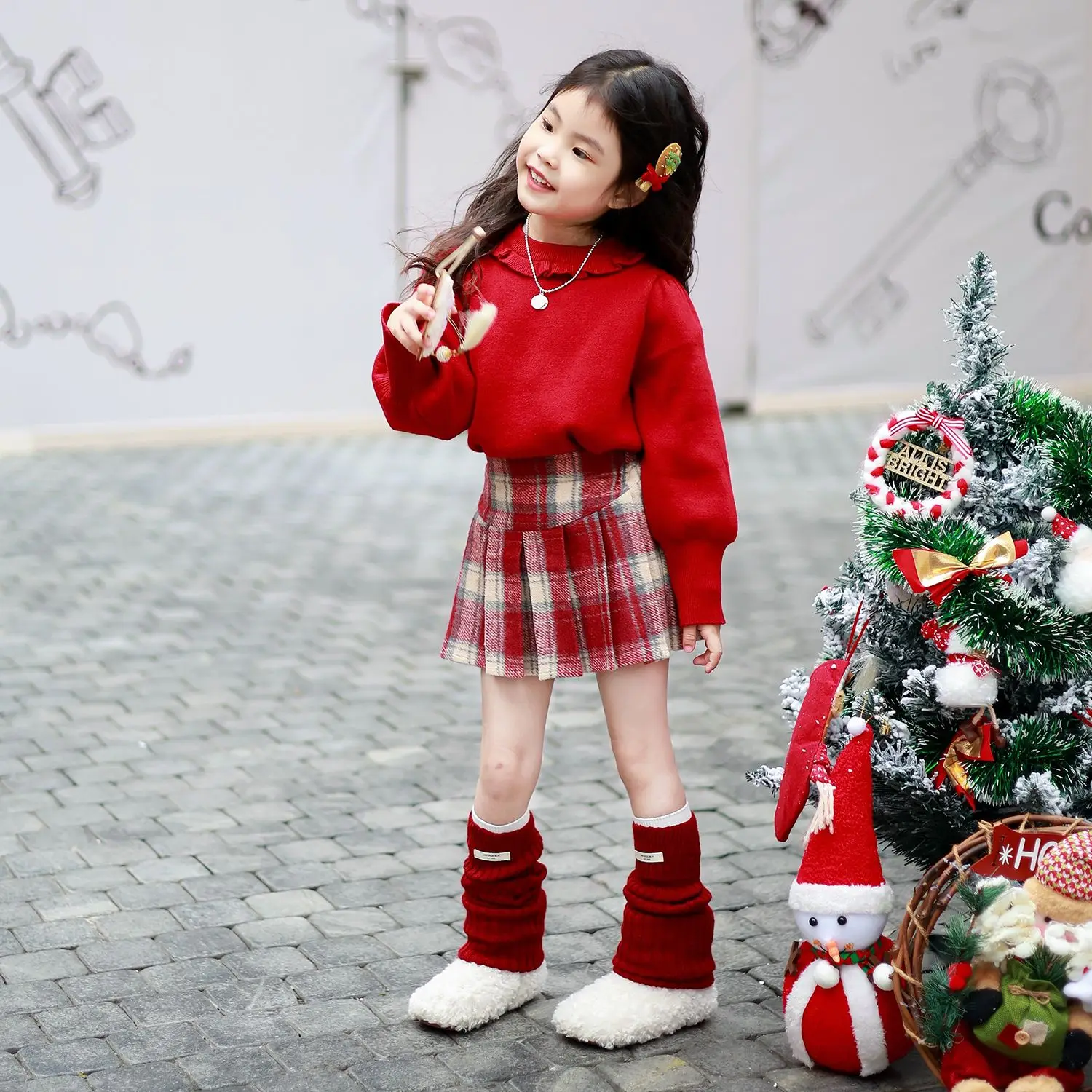 

Комплект из свитера и плиссированной юбки для девочек, осень-зима 2024, милый красный клетчатый комплект с рюшами на воротнике и рукавами-фонариками в корейском стиле