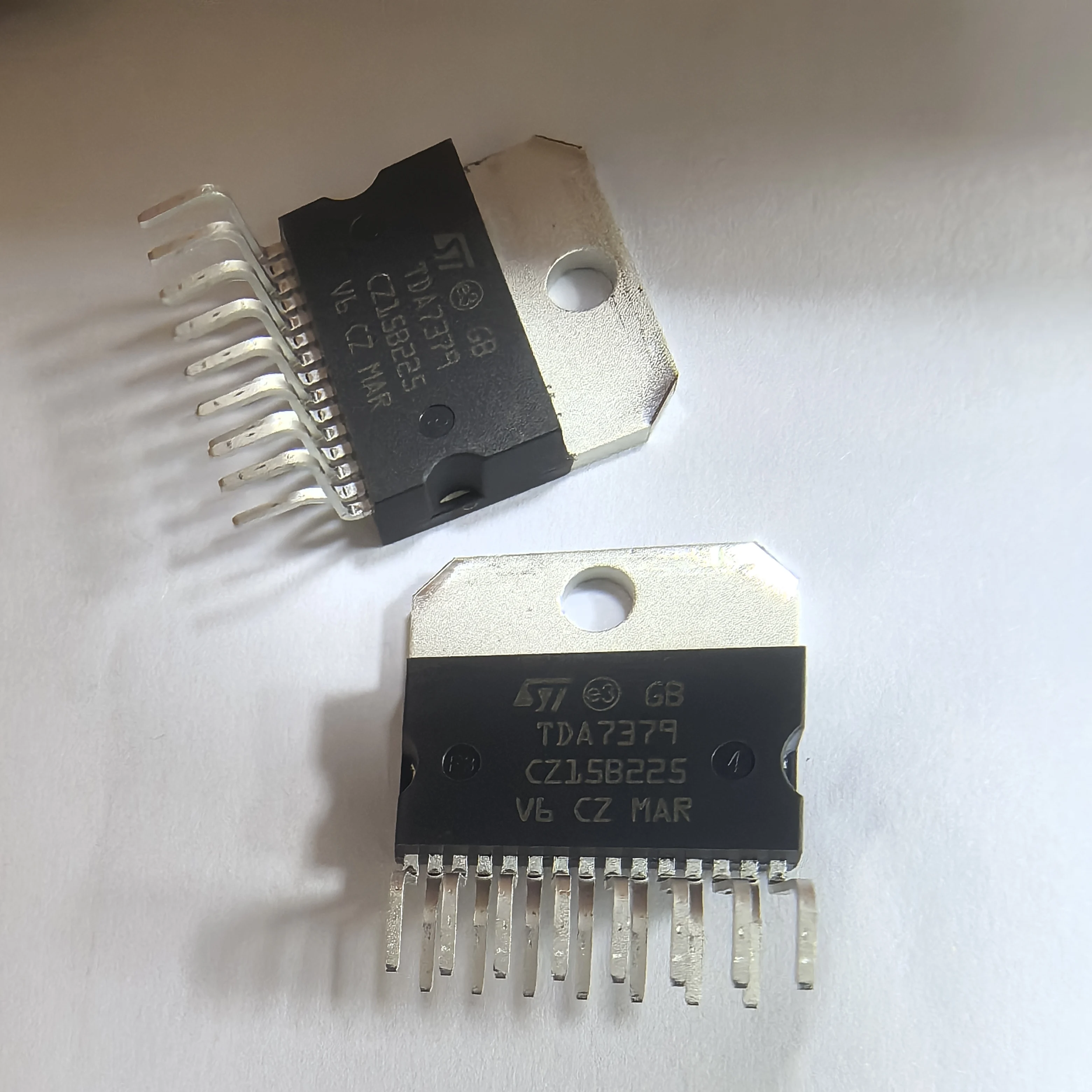 10pcs Brand new original genuine TDA7379 digital power amplifier audio amplifier IC plug in ZIP-15