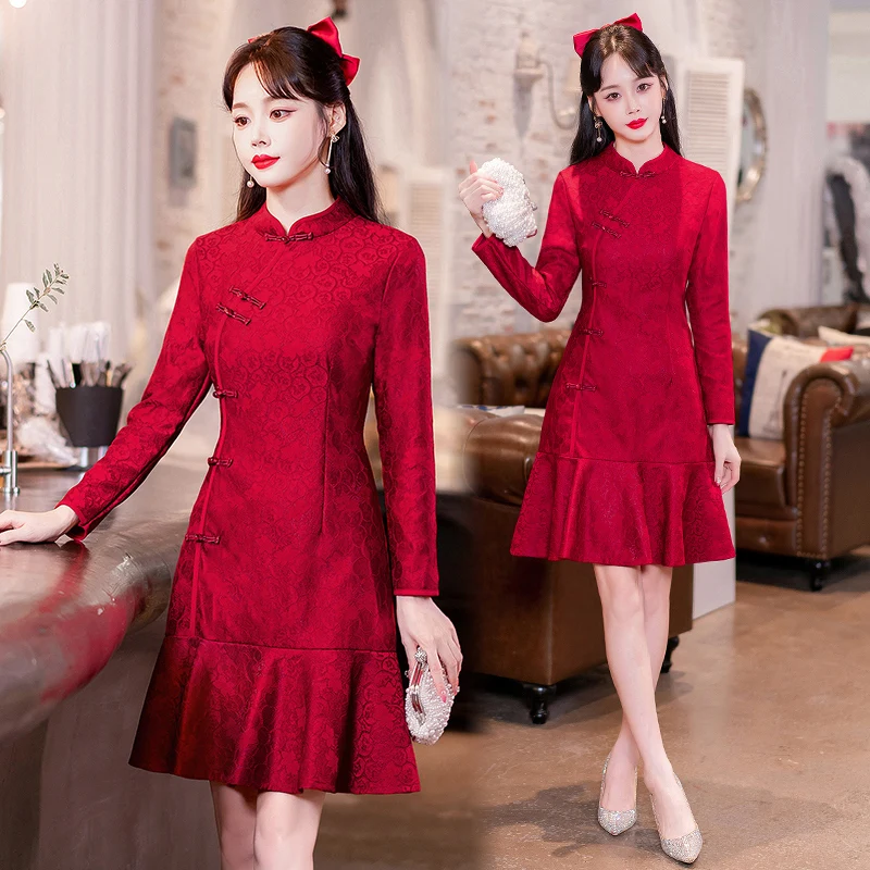 2025 new Year Retro Cheongsam  Chinese Traditional Red Wedding Qipao Dress Modern Improved Embroidered Plus Size Women Clothing