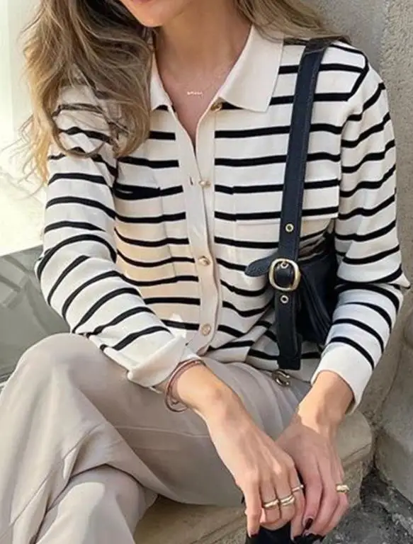 

2025 Autumn/winter Elegant New Fashion Casual Coat Versatile Striped Shirt Jacket Sweater Women's Clothing