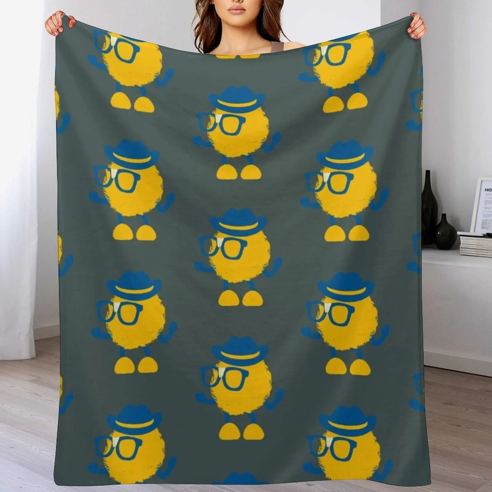 

cirdis culvers Throw Blanket