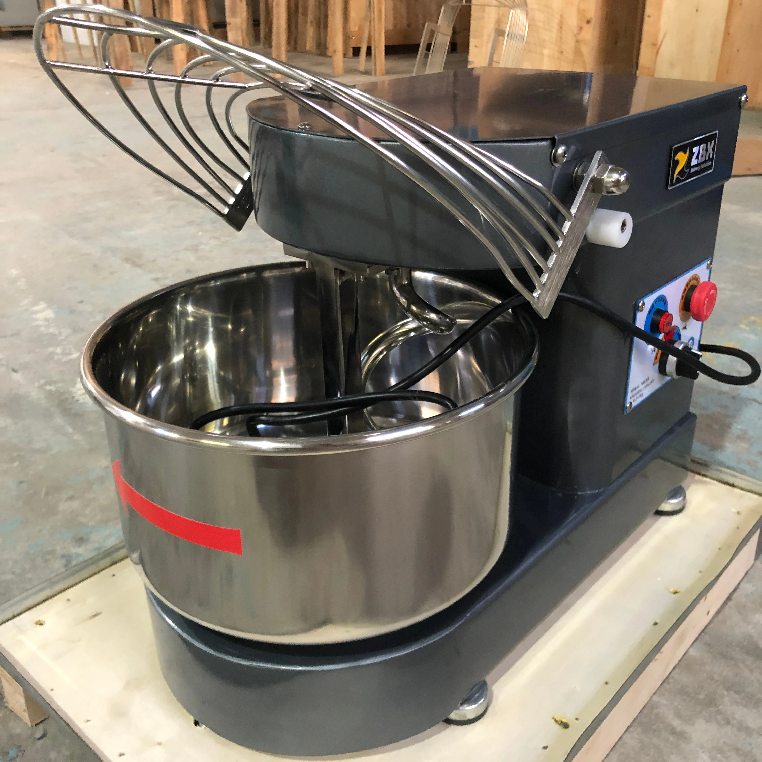 

2025 New Bakery Amasadora Flour Kneader Silent Dough Mixer With 2/10 Speed, Small, Commercial Function For Home Use