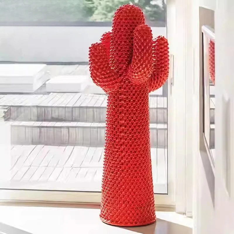 

Modern creative garden decoration, handicrafts plant art decoration, living room fiberglass cactus sculpture home decoration