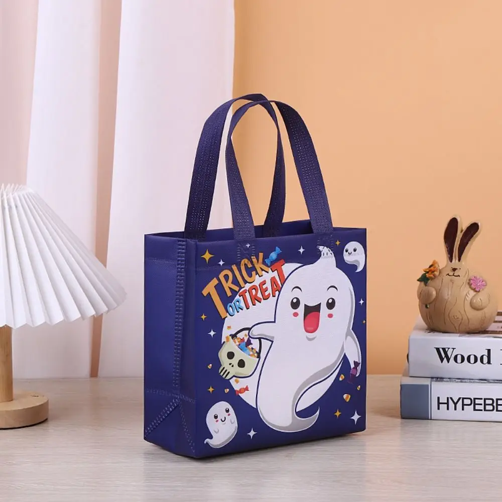 Cute Ghost Halloween Non-woven Handbag Trick or Treat Bag Large Capacity Halloween Gift Bag Castle Printed Pumpkin Bag Kids