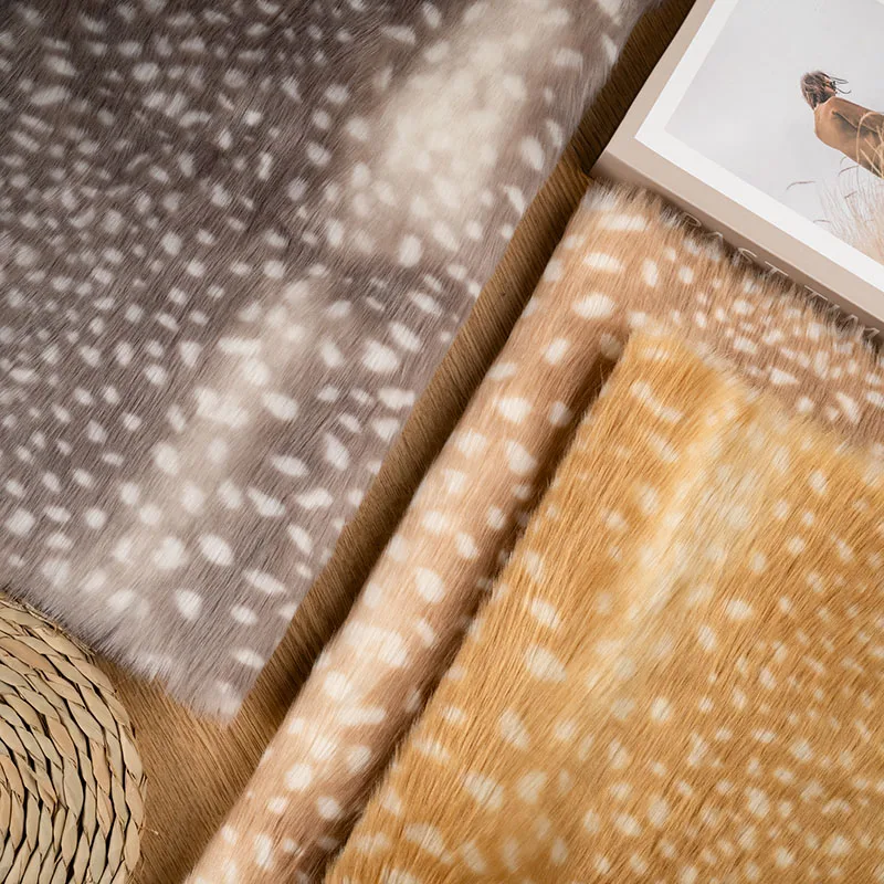 

High-Grade 2cm Leopard and Deer Print Short Plush Fabric for Performance Costumes and Clothing DIY Sewing Faux Fur Fabric