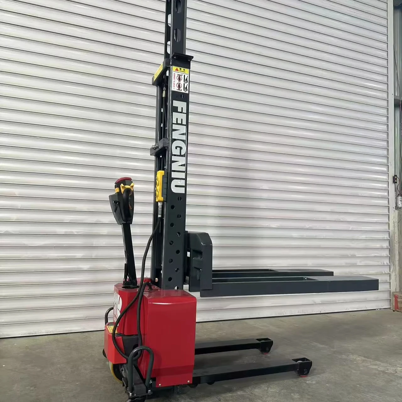 1 ton 1.5 ton 3-way pallet with fork bracket electric forklift, suitable for narrow channel work frame