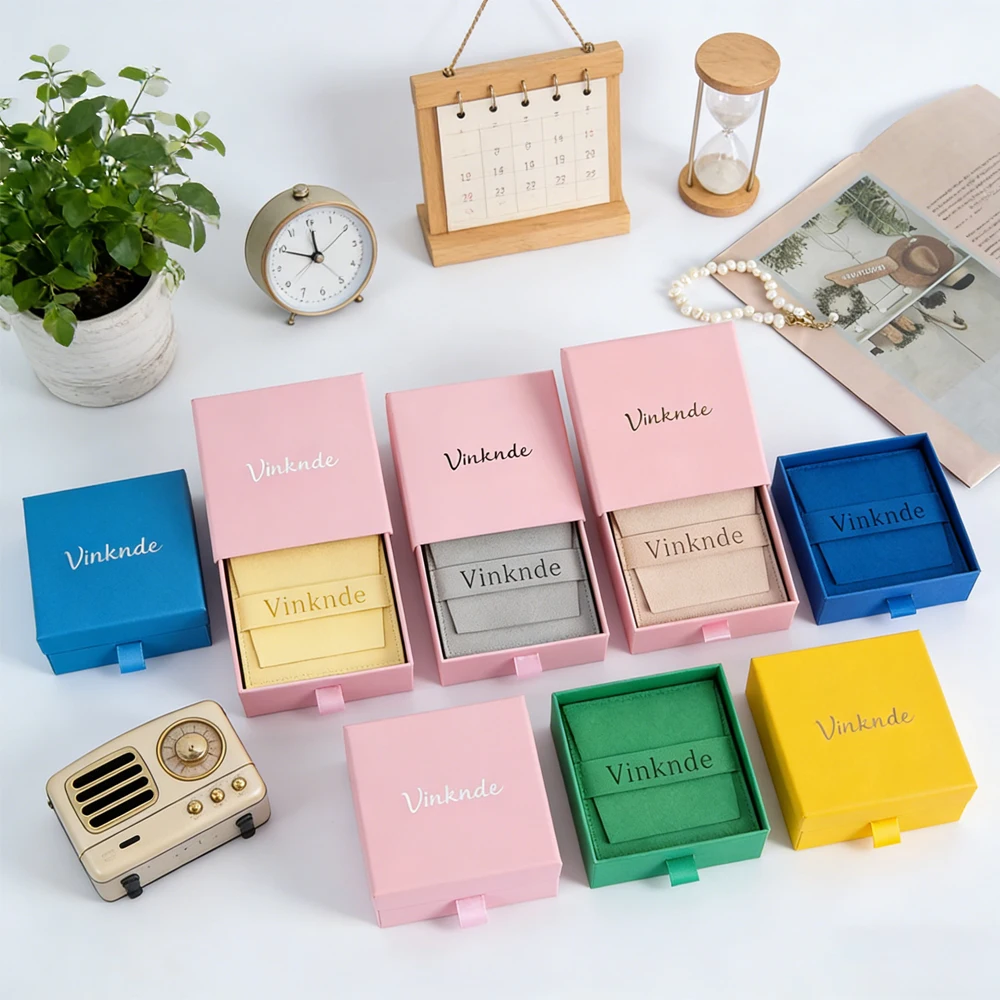 

Luxury Sliding 7x7x1.7cm Jewelry Boxes Custom Logo Drawer Packaging Box Necklace Earrings Ring Organizer Microfiber Pouches Bags