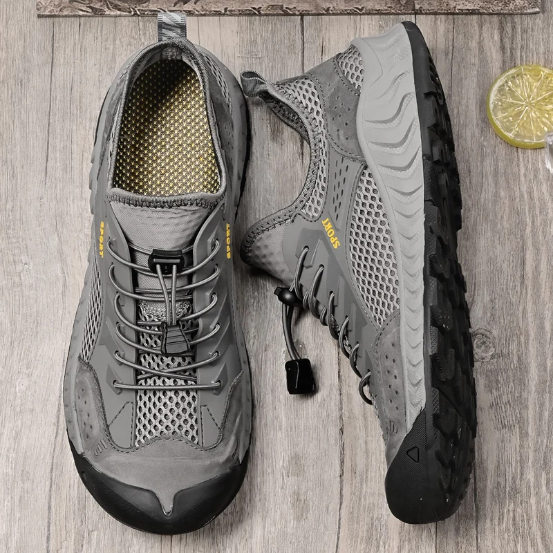 

2025 Grey casual shoes man breathable air mesh Ultra-light hiking shoes outdoor walking shoe Men's sneakers Anti-collision toe
