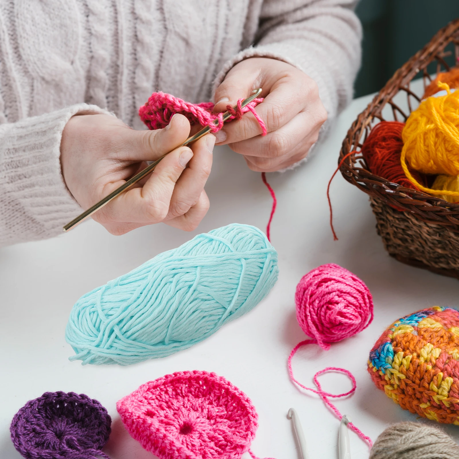 

Luminous 200g Glow in the Dark for Knitting Hats Scarves Soft Durable Yarn Bulk Portable Crochet Yarn Professional Diy