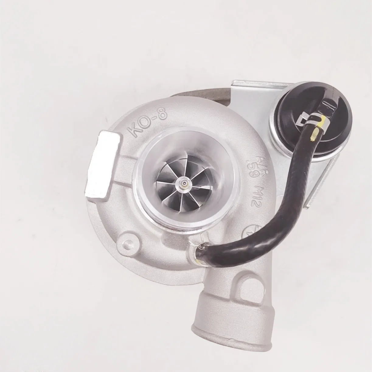 

GT17 822158-5016S ABY 822158-5002S WI0104S JX494/85kw GN1-6K682-AB Turbo Turbocharger