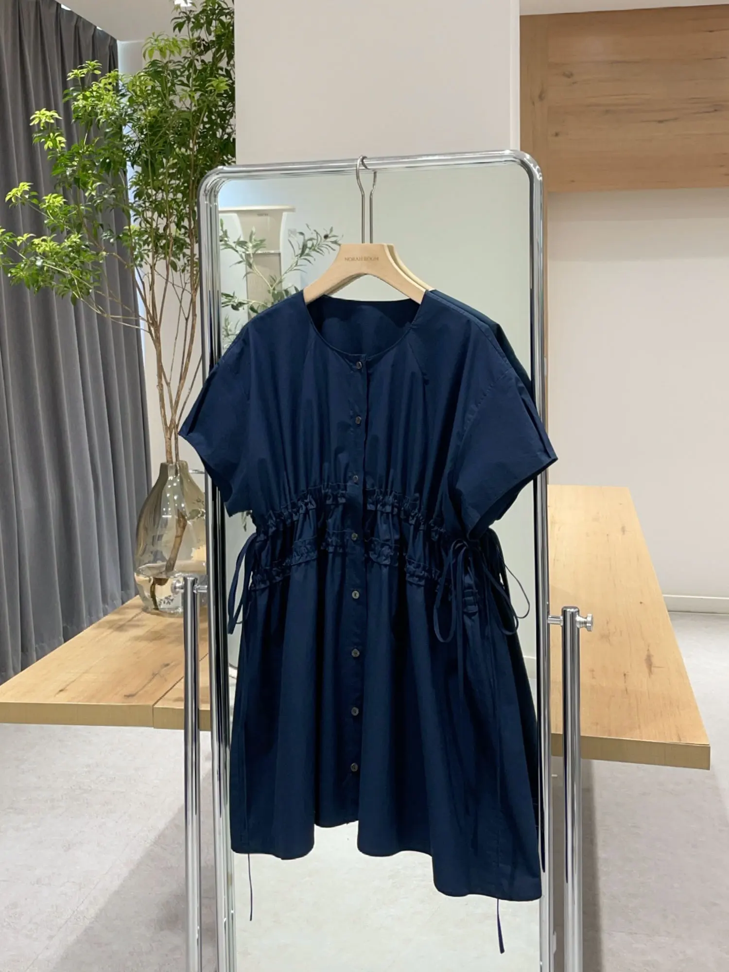 

Nuo Xiaola подлинный бренд JC с одной кнопкой Dstring ort Sve Dr, лето 2022, корейский свободный крой из хлопка