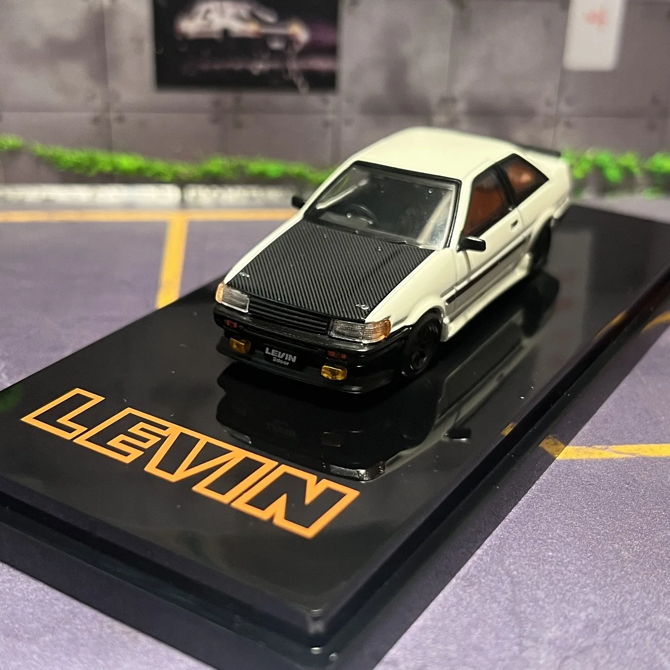 Hobby Japan 1/64 Honda Levin AE86 Corolla Diecast Auto Model