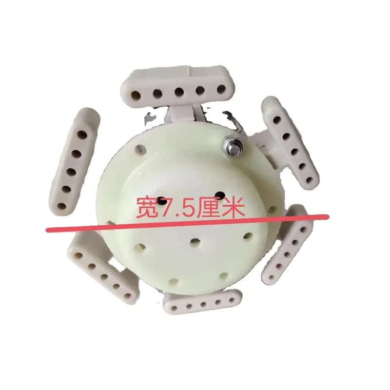 Luxury flower making machine with automatic opening and closing giant device
