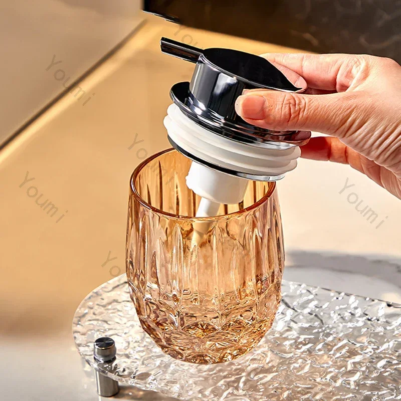 High End Glass Relief Soap Bottle Home Decor Bathroom Bubbler Press Type Bottles Shampoo Dispenser Bottle Bathroom Accessories