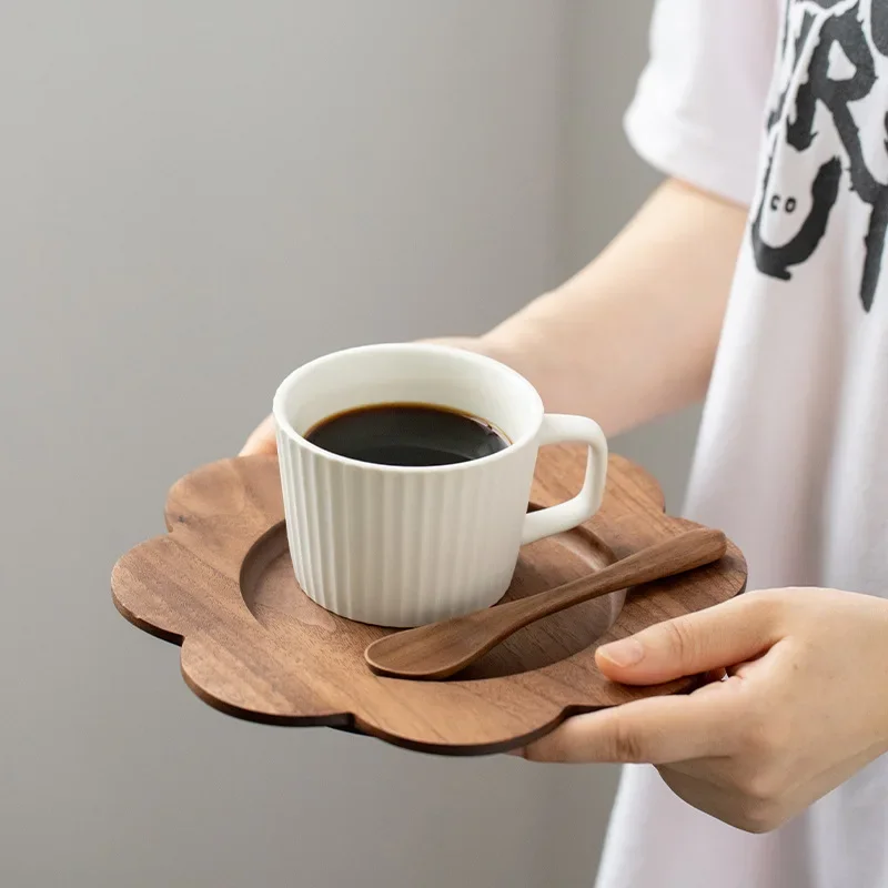 Solid Wood Plate Flower Cake Fruit Plate Wooden Tray Plate Ins Style Cute Cartoon Durable and Long-lasting