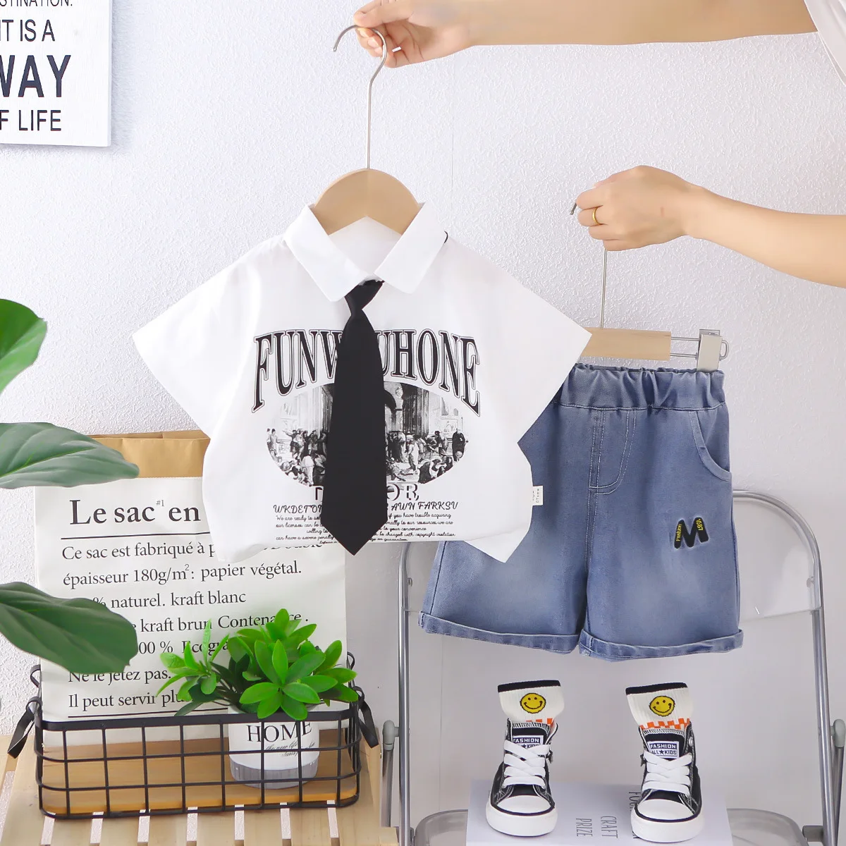 Boys' Summer Suit 2026 New Baby Boy Infant Clothes Print Turn-down Collar Short Sleeve Shirt + Tie + Denim Shorts 2PCS Outfit