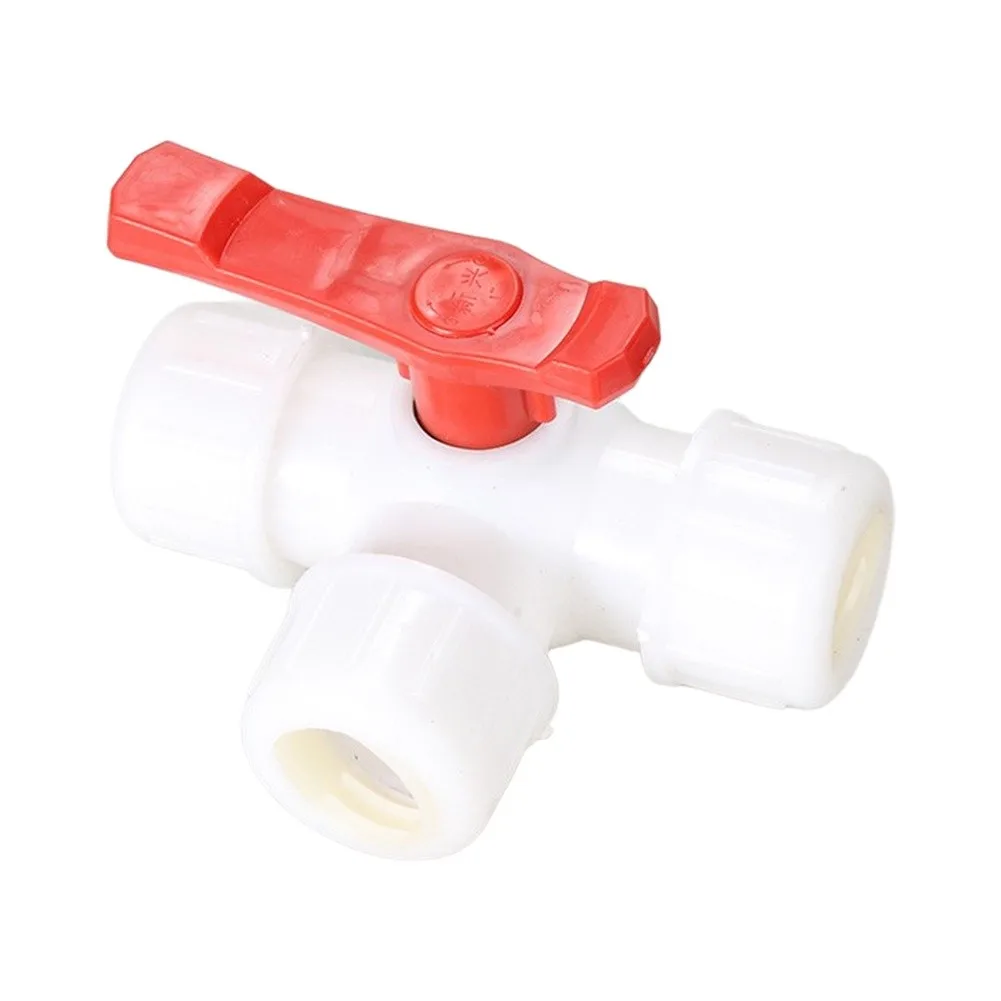 Water Pipe Three Way Tee Fitting in Plastic for 20mm 25mm 32mm 40mm 50mm 63mm Tubing and Flow Routing in Plumbing Setups