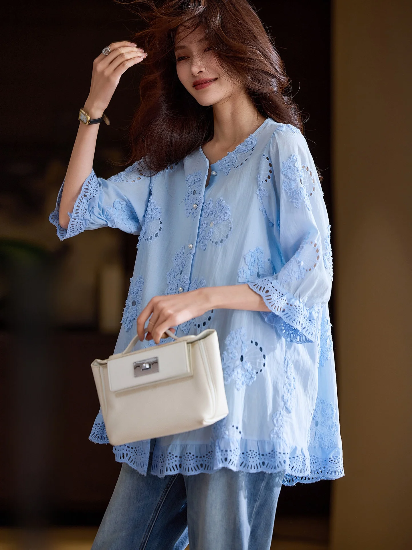 

Blue Embroidered Hollow out Shirt Women's Spring 2026 New Loose Top Large Size European Style Cotton Street Fashion Shirt