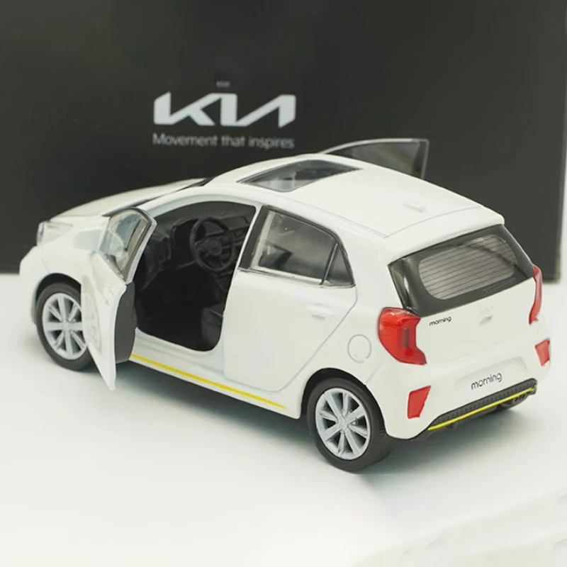 Original 1:38 KIA Morgen Legierung Rebound Auto Modell Statische Sammlung Dekoriert Urlaub Geschenke Spielzeug