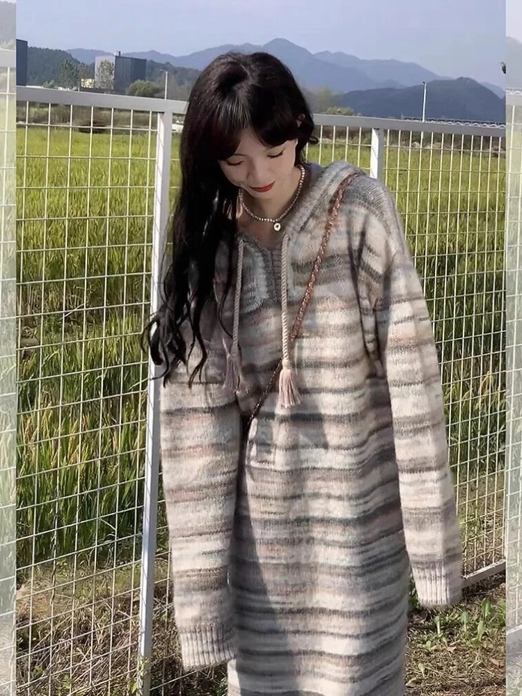 Abiti a maniche lunghe con cappuccio Donna Stile coreano lavorato a maglia tenero a righe Moda Temperamento pigro Vacanza College Casual Quotidiano Morbido
