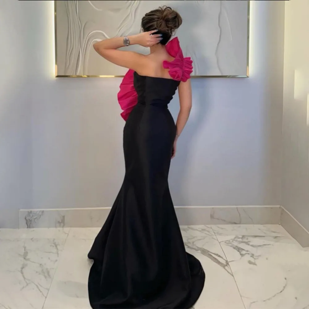 Hochwertiges, maßgeschneidertes, bodenlanges, rückenfreies, farbkontrastes, ärmelloses, plissiertes, trägerloses Meerjungfrau-Kleid für Damen Robe De Soirée