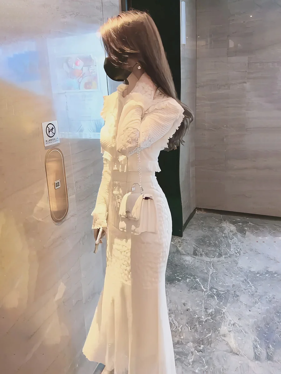 

Elegant Lace Top And Skirt Set Women's Fashion Spring Collection Luxury Feel Two-Piece Suit for Young Professional Ladies