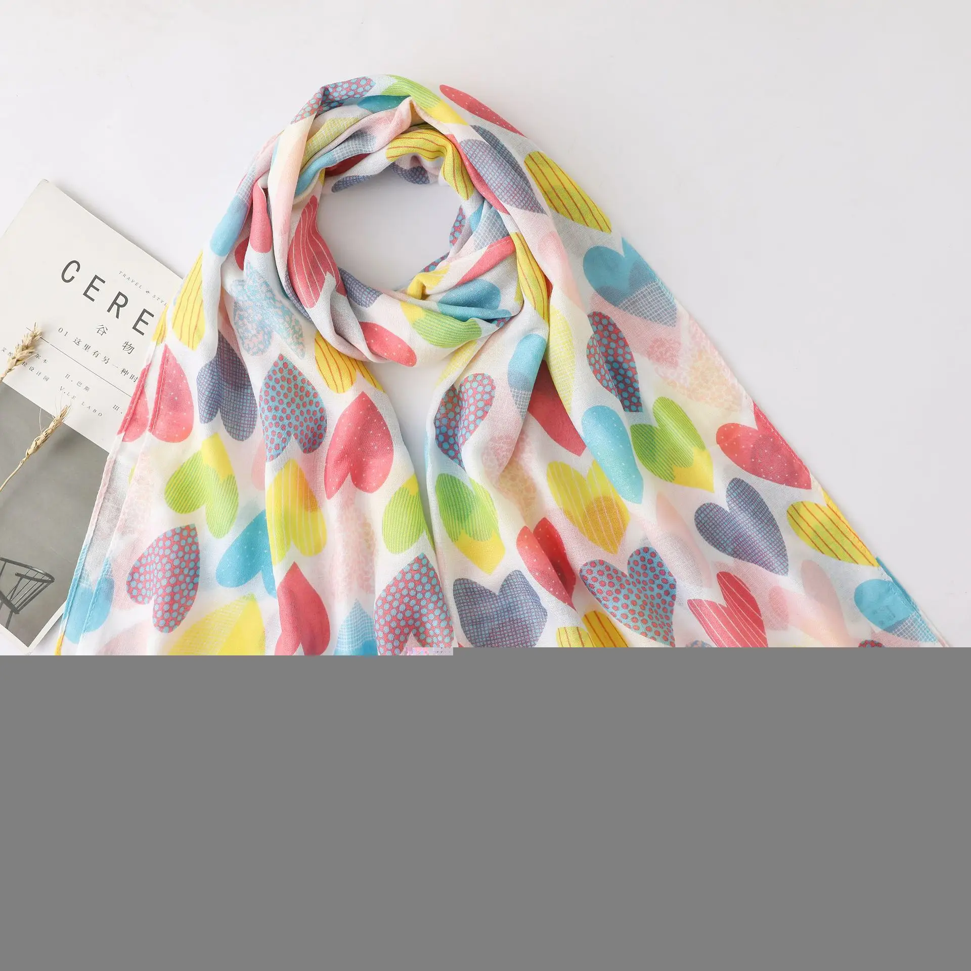 

2021 Newest Women Heart Printed Scarf Cotton Scarf Shawls