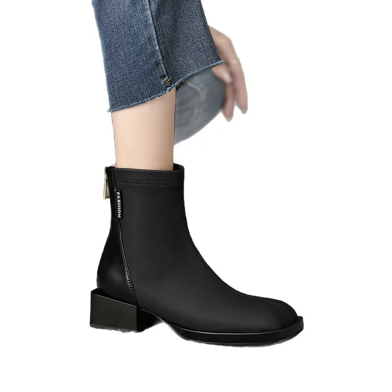 【2025 Novo outono】Botas de camurça de salto grosso para mulheres |   Botas retrô marrons com bico quadrado |   Senhoras de salto baixo bloco da moda coreana