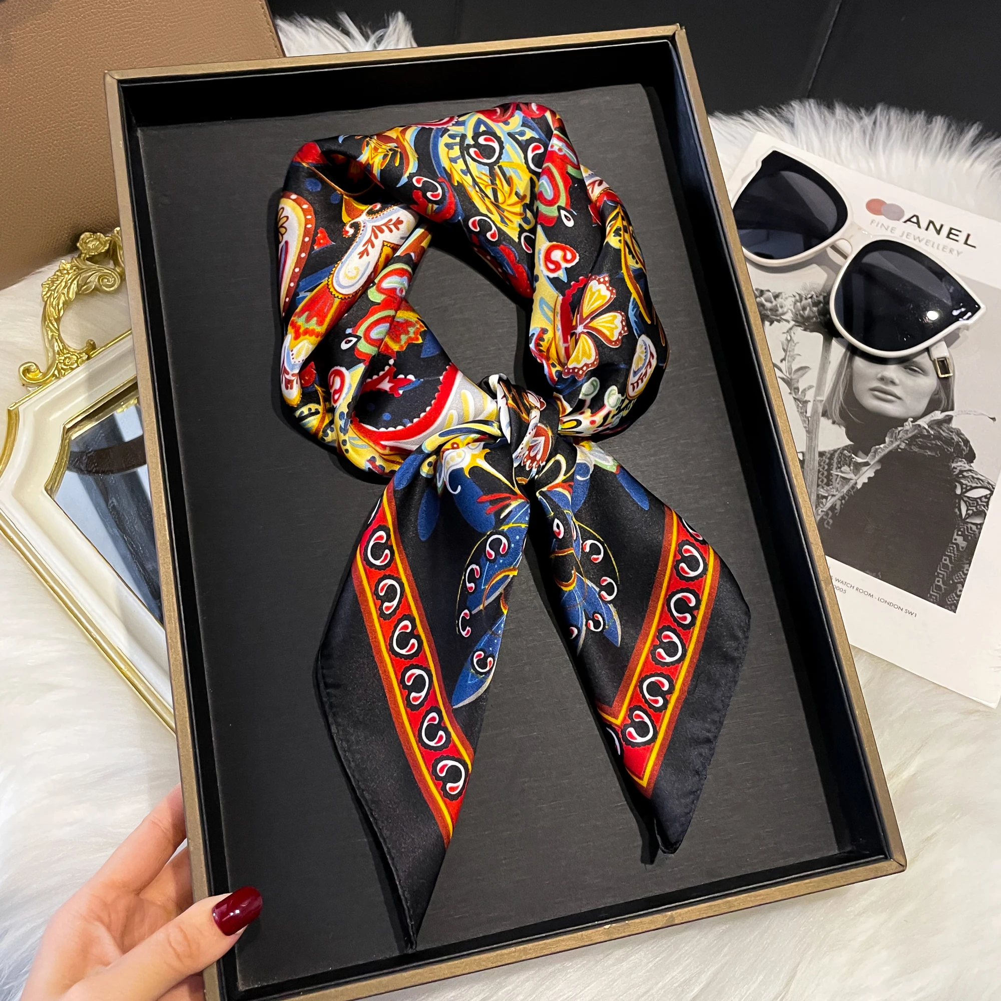 럭셔리 꽃 프린트 실크 스퀘어 스카프 여성 소프트 새틴 스카프 헤어 밴드 Neckerchief 머리 Hijab 레이디 머리띠 풀라 가방 리본