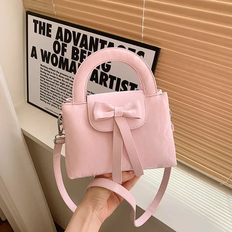 

2025 Spring-Summer New Stylish Women's Handheld Shoulder Bag - High-Quality Niche Bow-Knot Design | Work-Ready & Office Fashion