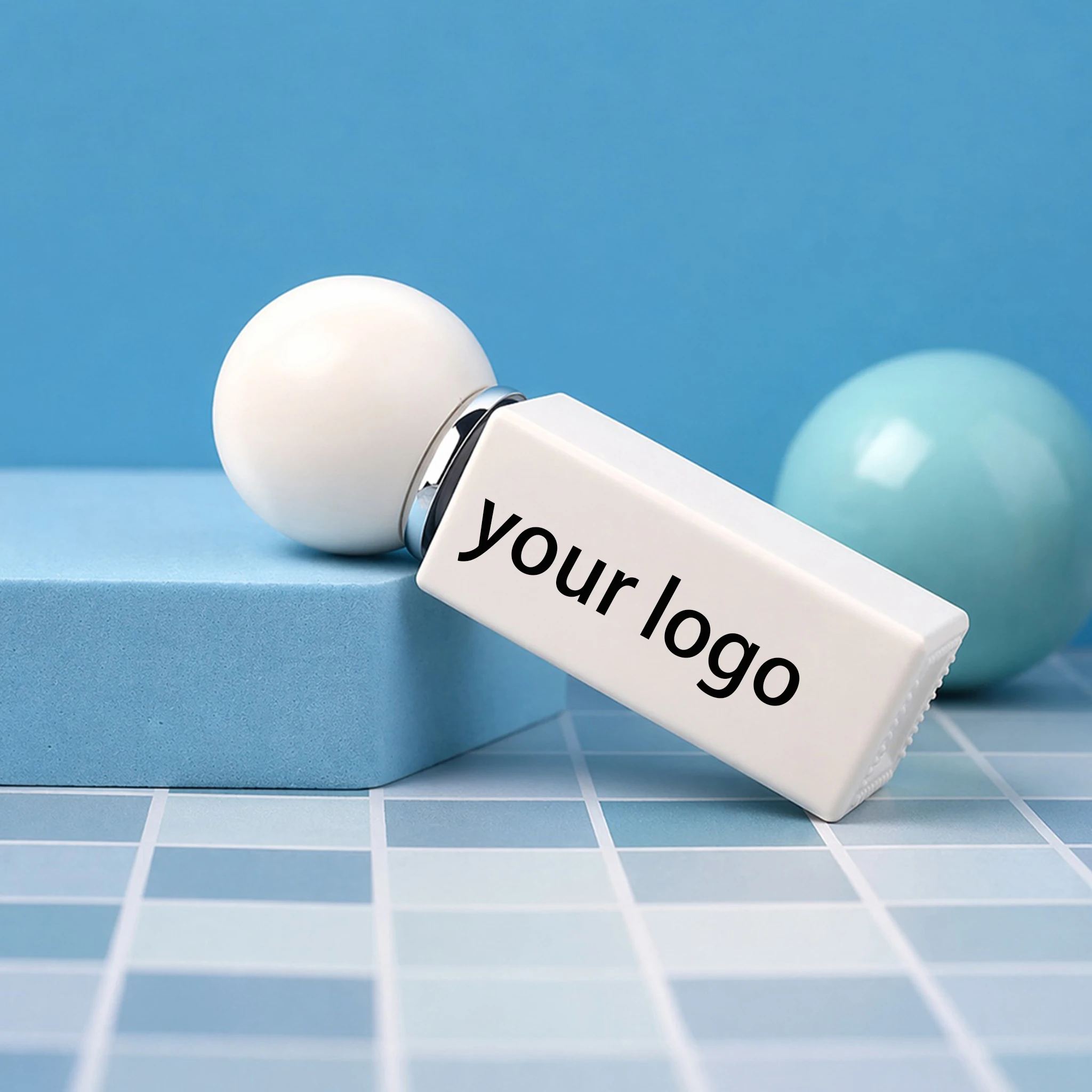 Beige Glass Bottle Transparent Unscented Protective Lip Oil Gloss Care Private Label Custom Logo Vegan Makeup Wholesale