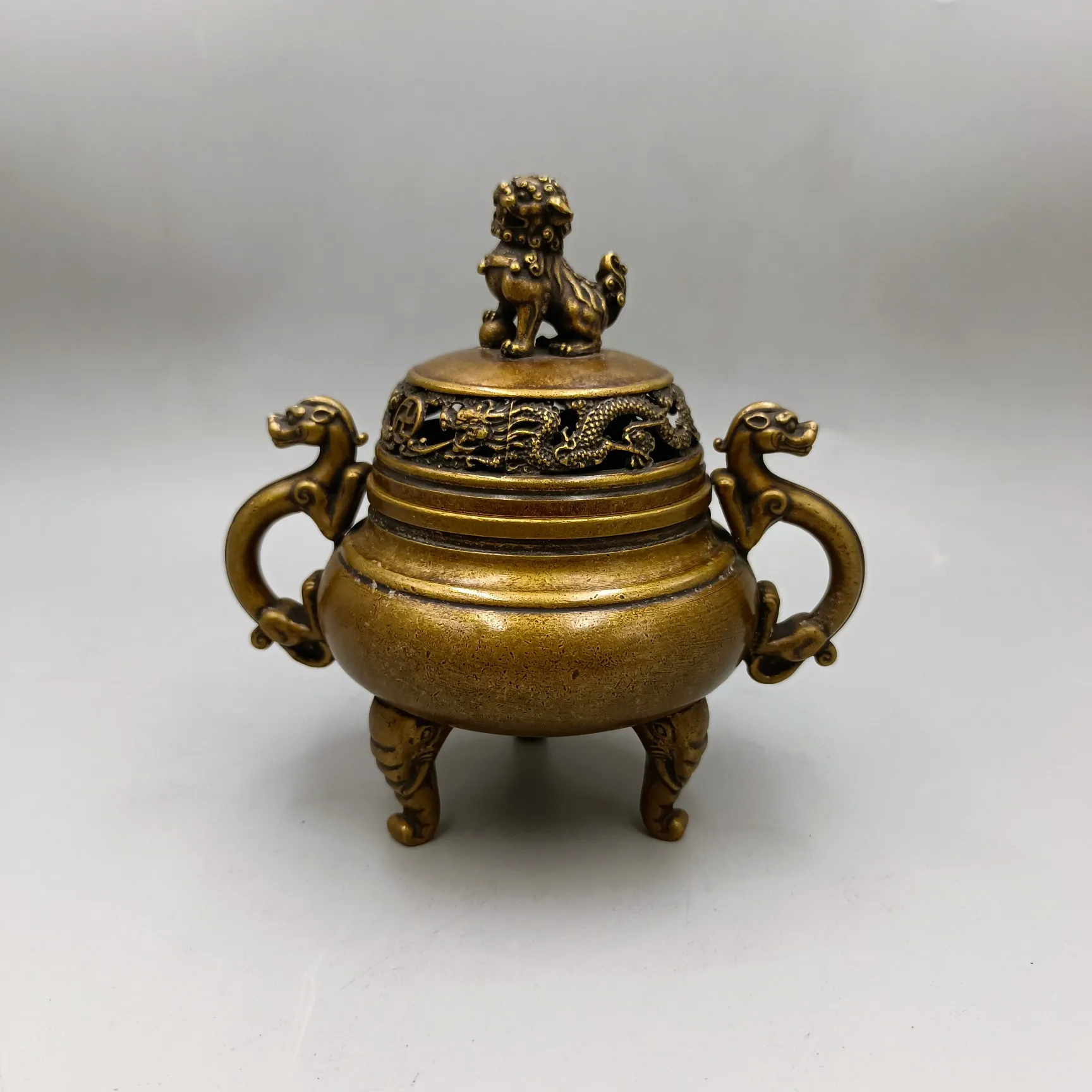 

The Exquisite Workmanship and Beautiful Appearance of The Pure Copper Incense Burner Ornaments are Worth Collecting