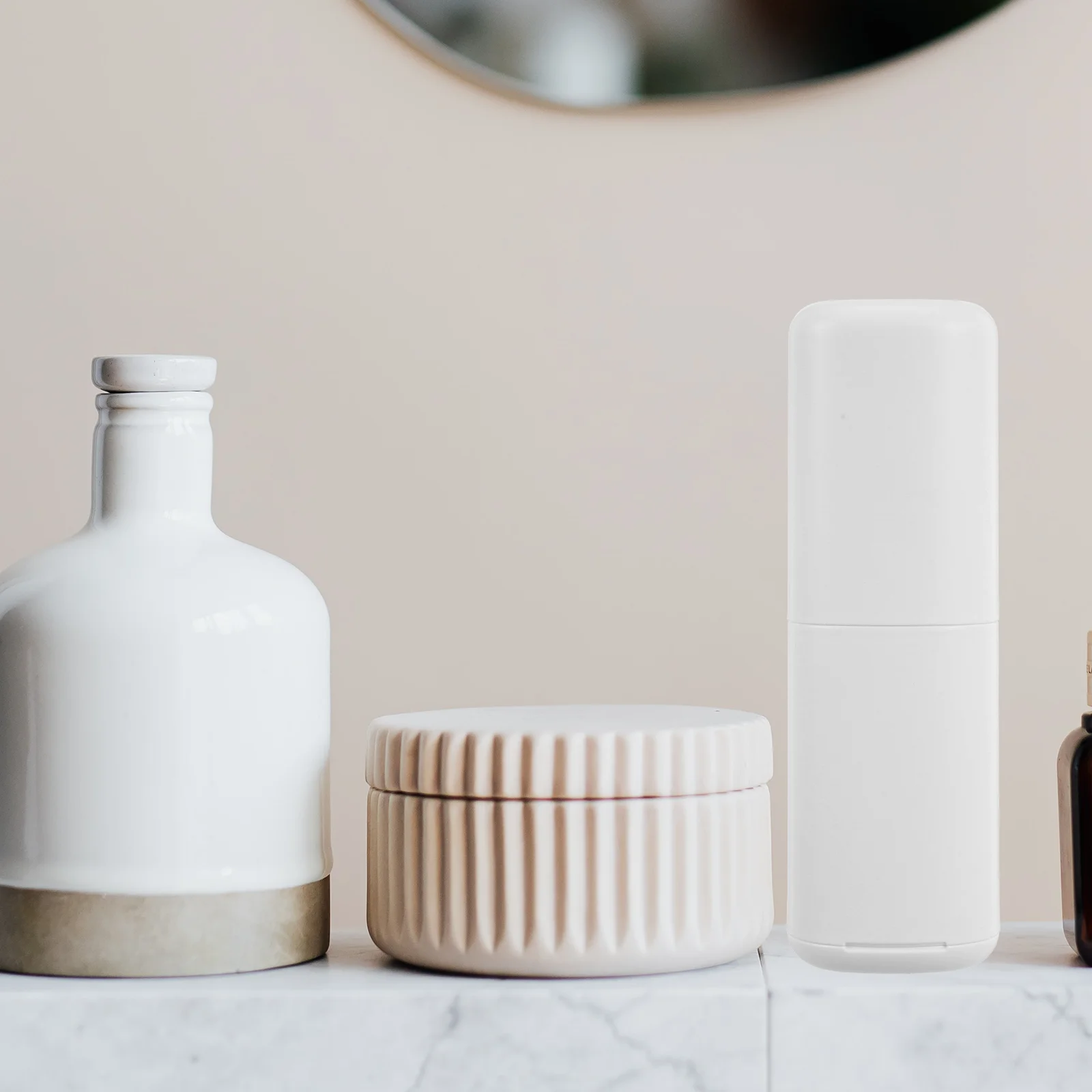 

Дорожный футляр для зубной щетки: пластиковый, компактный дизайн, со съемной крышкой, многофункциональная стаканчик-стакан для полоскания, для кемпинга, спортзала, школы