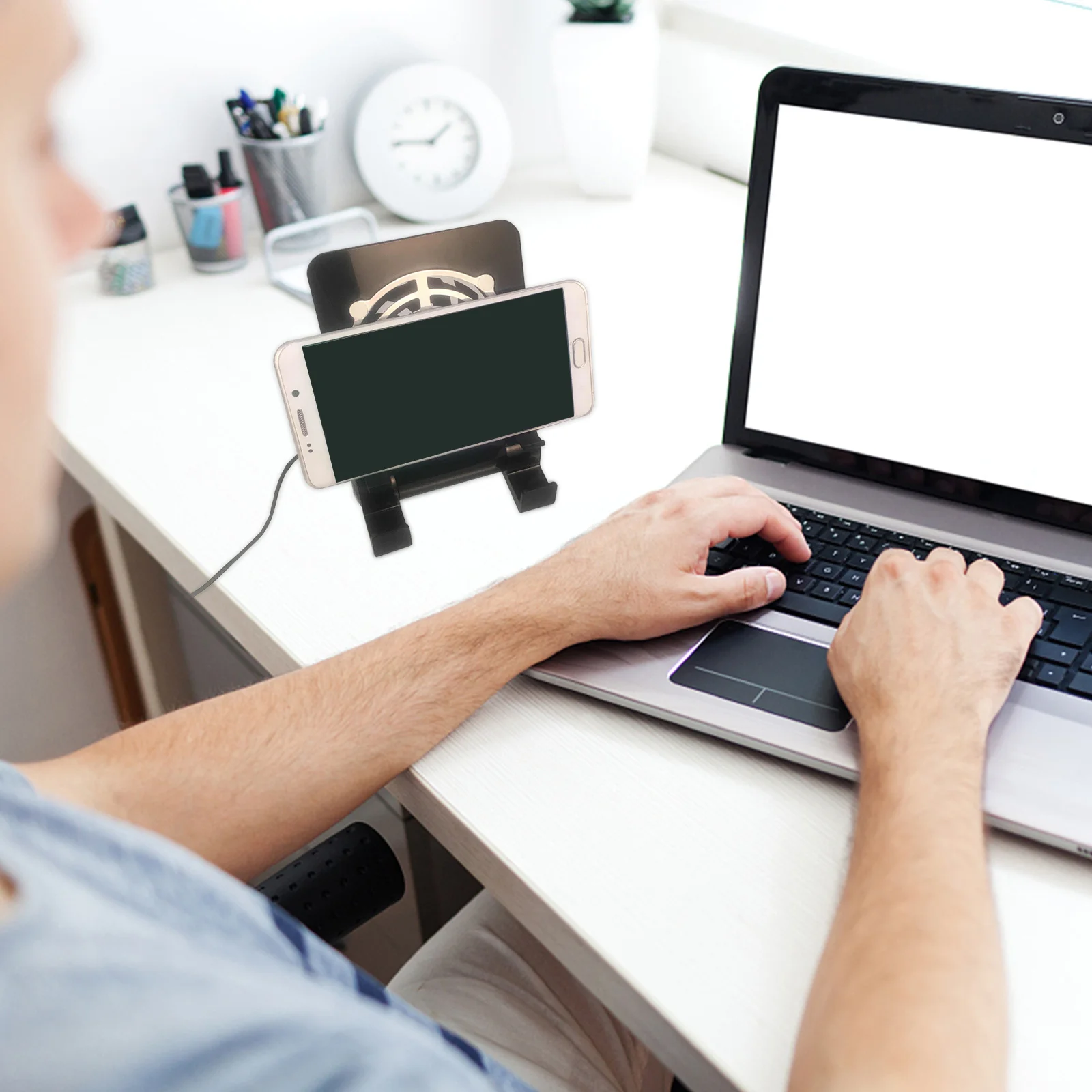 

USB Radiator Fan 3 in 1 Foldable Cooler Stand Portable Adjustable Angle Holder for Phone Tablet Game Machine Radiator