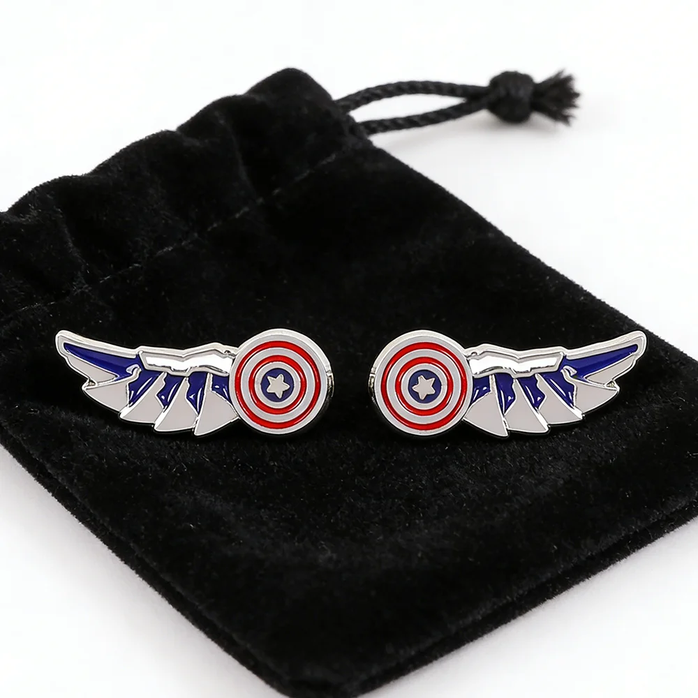 Captain America Shield Wing Design Ohrstecker aus Metall und Emaille, trendige, coole Superhelden-Ohrringe, Schmuck, Accessoires, Geschenke – Detail 6