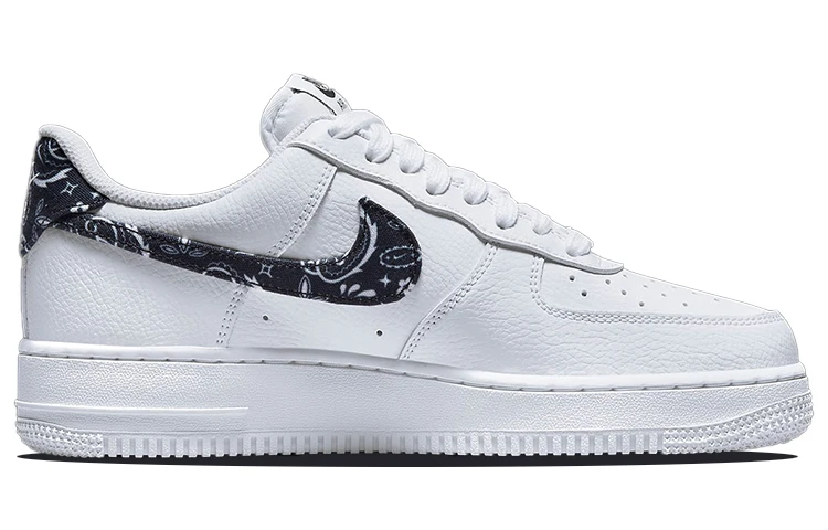 Damskie tenisówki Nike Air Force 1 Low \'07 Essential White Black Paisley