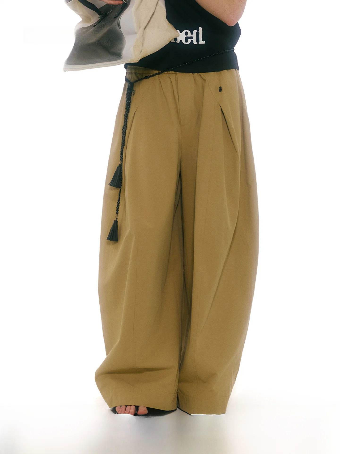 

Женские брюки FAE Balloon Pants свободного кроя с эластичной талией, цвета хаки, для ранней весны, повседневные, с низкой посадкой, широкие штанины